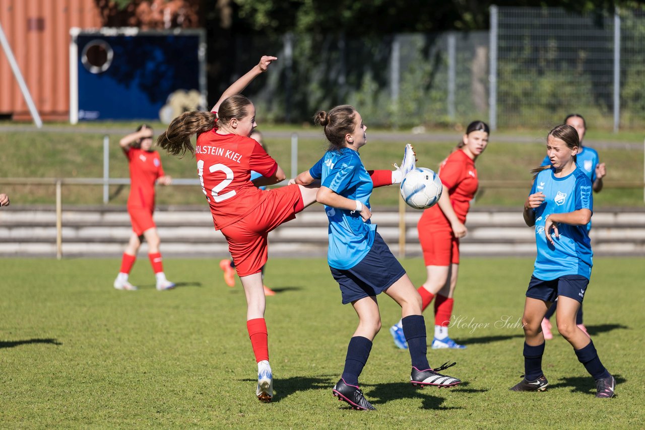 Bild 357 - wBJ TuS Rotenhof - Holstein Kiel : Ergebnis: 1:4